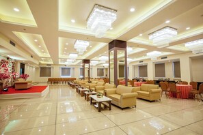 Banquet hall - "The Shiva Continental" , Dehradun - A unit of The Chacha Shri Group (Dehradun)