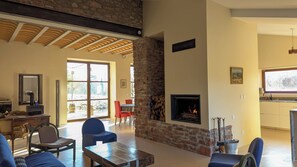 Interior - Domaine la Pause in Aveyron, country house - ideal for families or friends (Vabres-l'Abbaye)