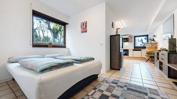 1 bedroom, WiFi, bed sheets, wheelchair access