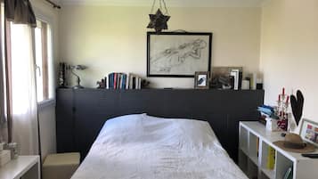 5 soverom, strykejern/-brett, wi-fi og sengetĂžy