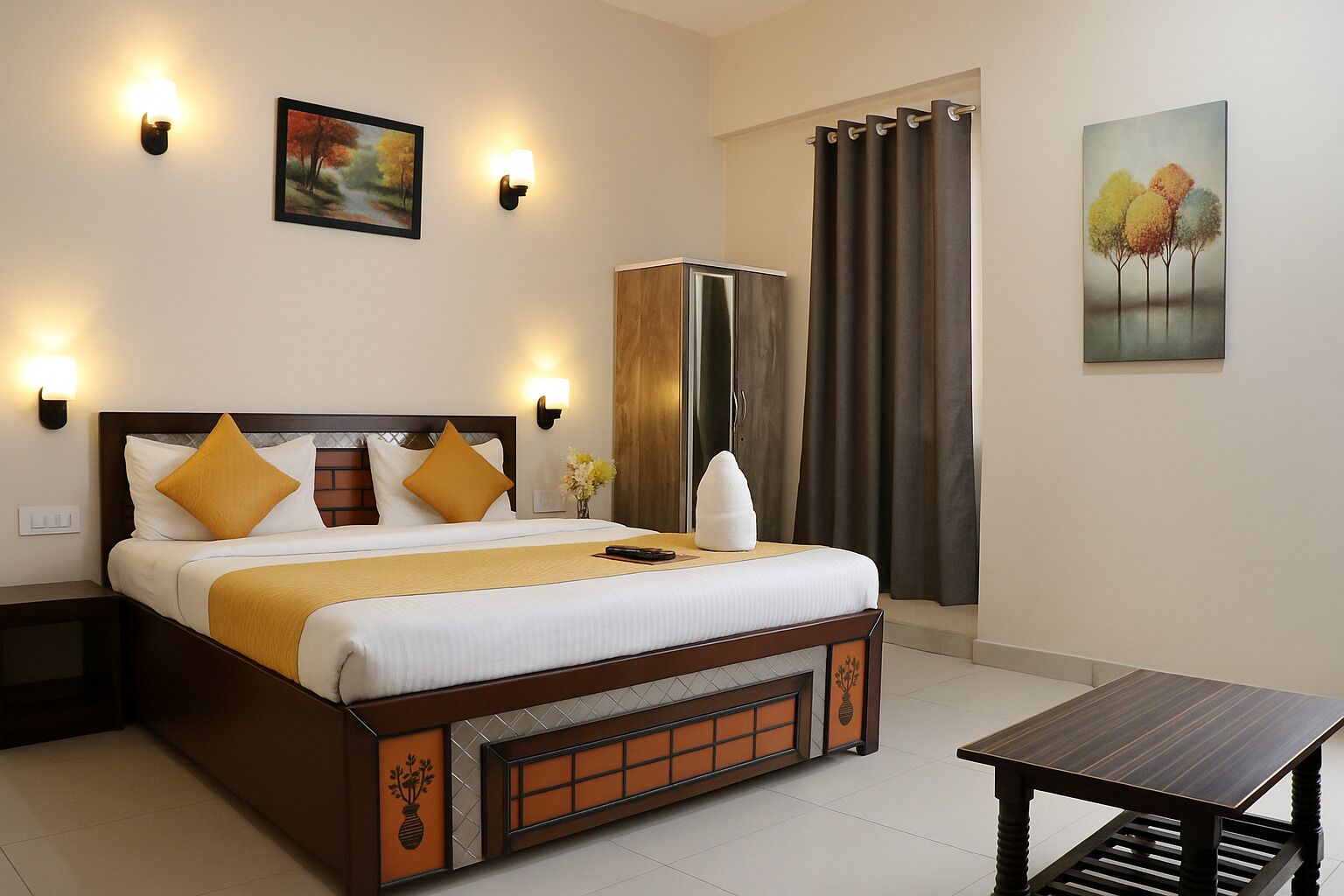 Blackout drapes, soundproofing, free WiFi