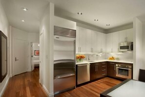 Room - XL Prime Tribeca Furnished Loft (New York)