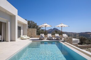 Pool - Villa Sana, with a private pool & Sea View (5CWC+V8, Mariou 740 60, Greece)