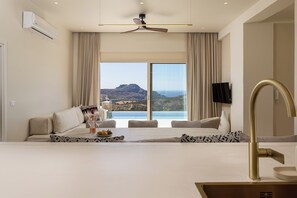 Interior - Villa Sana, with a private pool & Sea View (5CWC+V8, Mariou 740 60, Greece)