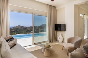 Smart TV - Villa Sana, with a private pool & Sea View (5CWC+V8, Mariou 740 60, Greece)