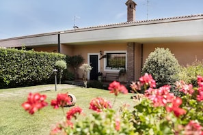 Exterior - Etna view suite with private pool (Aci Sant'Antonio)