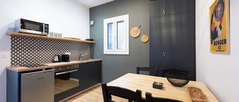 In-room safe, iron/ironing board, free WiFi