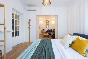 Unit 3 - Apartment with Balcony | In-room safe, iron/ironing board, free WiFi - Modita Boutique Apartments (Kaisariani)