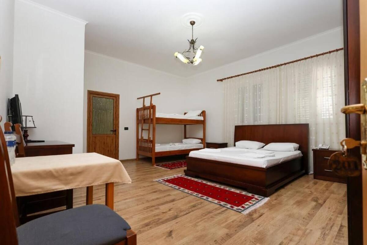 Familienzimmer | Kostenloses WLAN, Bettwäsche