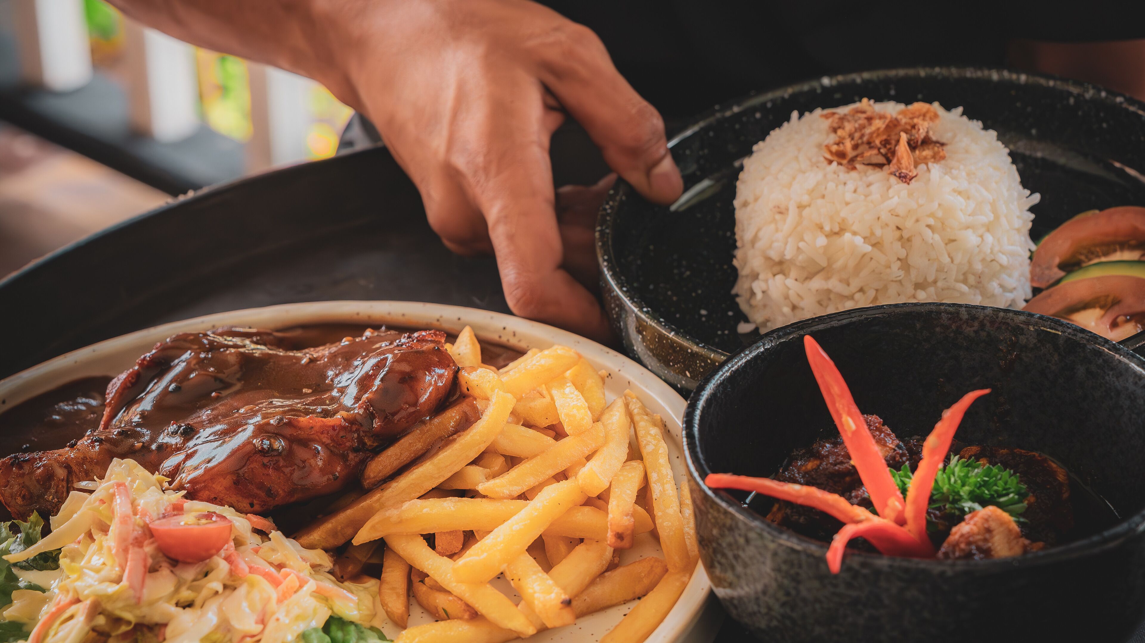 Makanan dan minuman