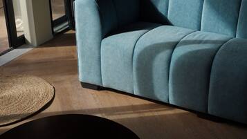 Desk, laptop workspace, free WiFi