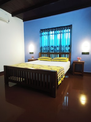 3 dormitoris, planxa i posts de planxar, wifi gratuïta i roba de llit 