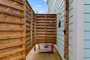 Property grounds - Jules By the Sea a Pet Friendly Vacation Home (Pawleys Island)
