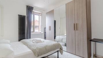 1 bedroom, iron/ironing board