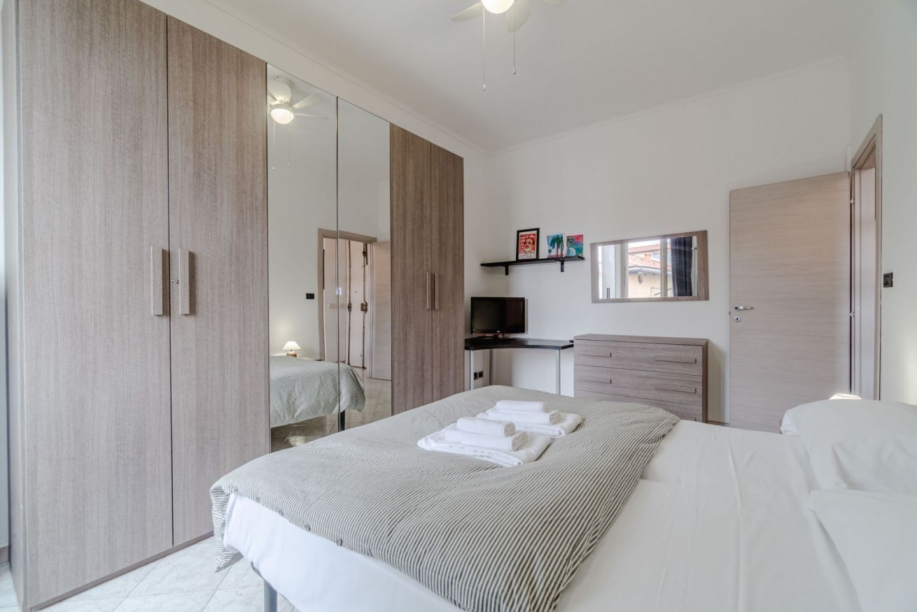 1 Schlafzimmer, Bügeleisen/Bügelbrett