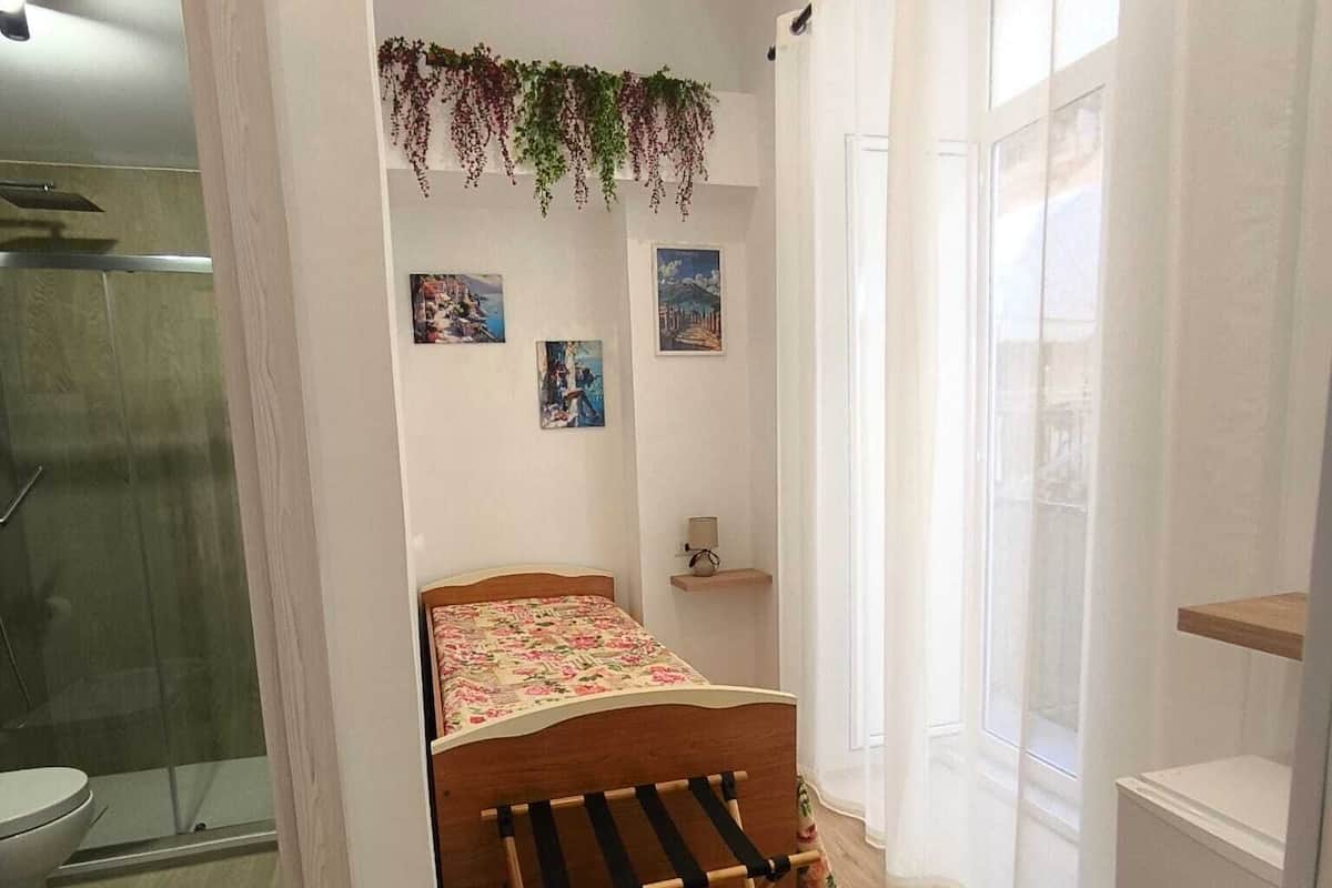 Family Quadruple Room, Non Smoking, Balcony | Desk, free WiFi
