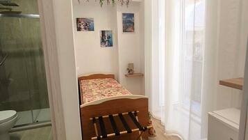 Chambre Quadruple Familiale, non-fumeur, balcon