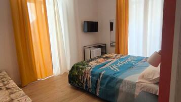 Chambre Triple Deluxe, non-fumeur, balcon