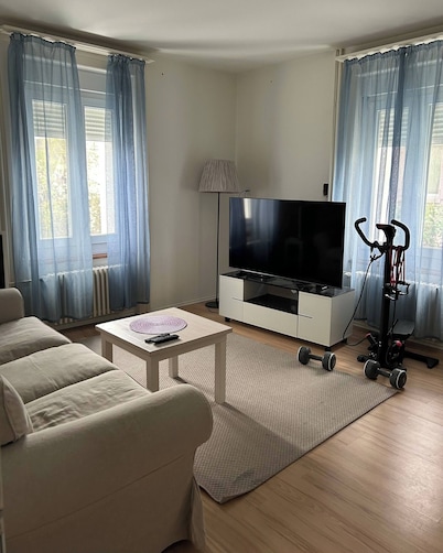 Room-charming Guest Room in Heart of Bad