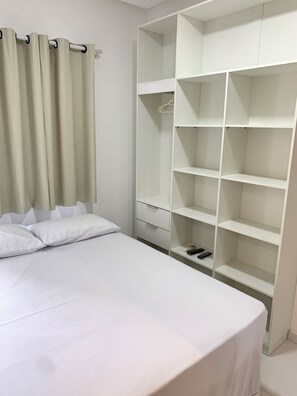 1 bedroom, WiFi, bed sheets