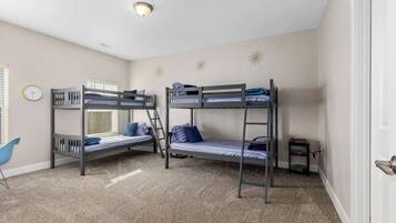 2 bedrooms, desk, iron/ironing board, travel crib