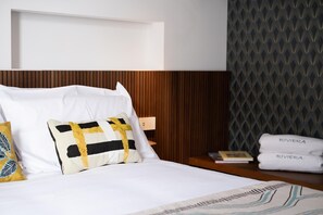 غرفة سوبيريور مزدوجة - بشرفة - منظر للمدينة | عناصر مجانية داخل الميني بار وستائر تعتيم وتجهي زات عازلة للصوت