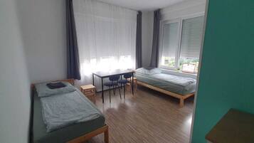 Deluxe Twin Room | Free WiFi