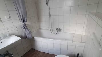 Deluxe-Zweibettzimmer | Badezimmer