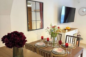 Dining - Camaiore - Cozy Home Between Alps and Sea for Families and Groups (Camaiore)