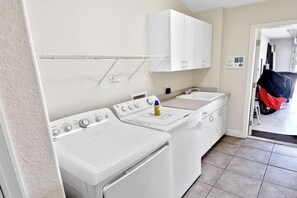 Laundry room - Lupita, boat lift, dock, heated south facing pool (Cape Coral)