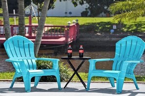 Room - Coral Sunshine - large south terrace with pool/spa (Cape Coral)