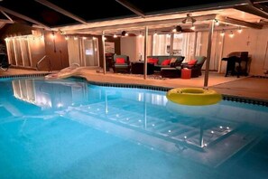 Pool - Coral Sunshine - large south terrace with pool/spa (Cape Coral)