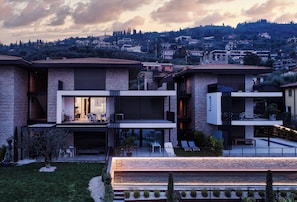 Front of property - SalvatoreHomes - Torri del Benaco (Torri del Benaco)