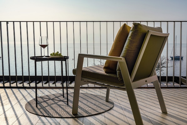 Luxury Condo, Lake View | View from room - SalvatoreHomes - Torri del Benaco (Torri del Benaco)