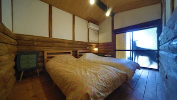 Leilighet – basic, bakgårdsutsikt