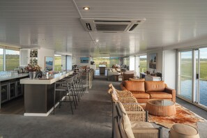 リビング エリア