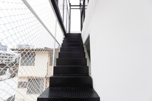 Rooftop terrace - Ease at Sathorn and Co-working Space (Bangkok)