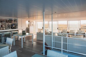 Living area - Chobe Princess By Mantis (Kasika)
