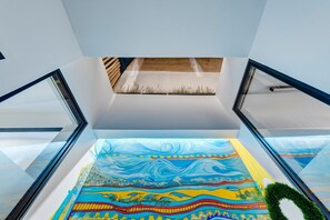 Interior -  Apartment 'Nirvana Loft Gallery' with Sea View, Wi-Fi and Air Conditioning (Ermoupoli)