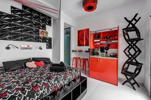 1 habitación, tabla de planchar con plancha, wifi y ropa de cama