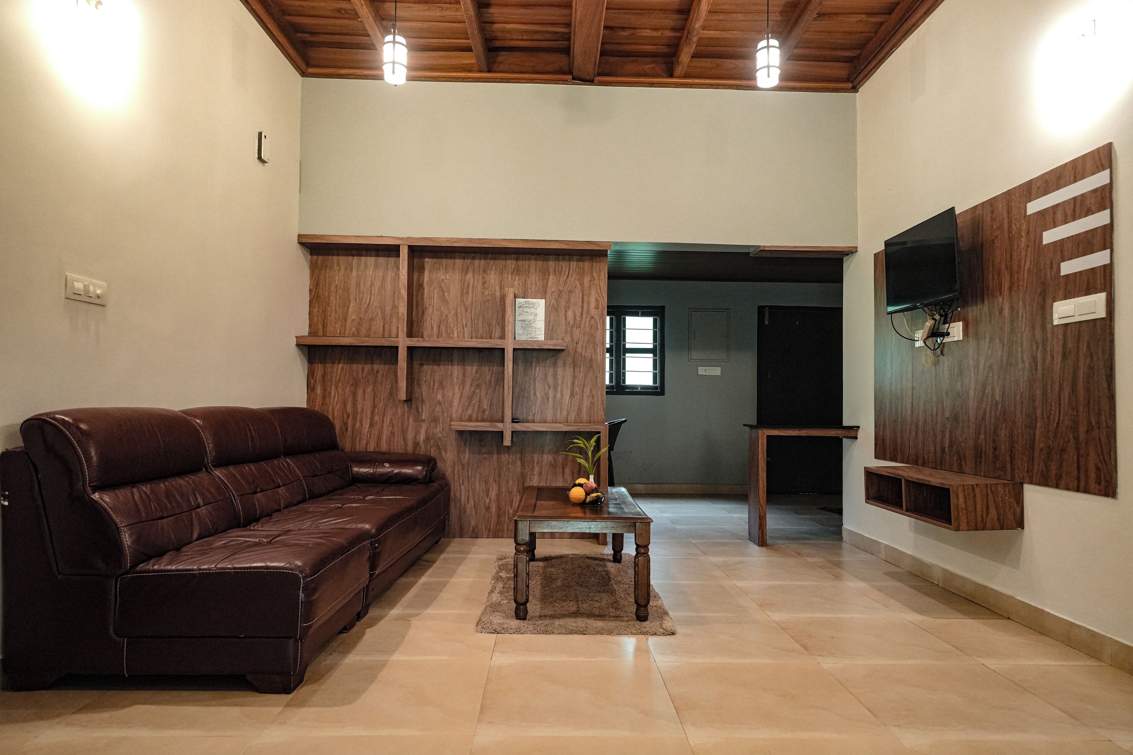 ห้องแฟมิลี่ดับเบิล, ระเบียง, วิวสวน | บริเวณนั่งเล่น