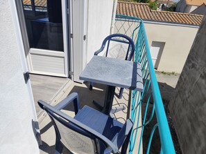 Property grounds - 3-room apartment ideally located (Fouras)