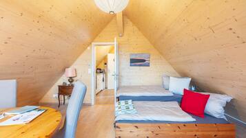1 bedroom, WiFi, bed sheets