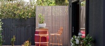 The White House - Frankston South