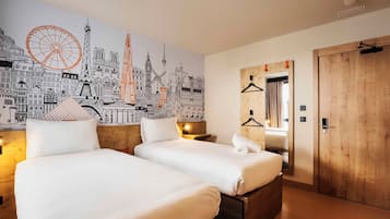 Standaard Twin kamer | Een laptopwerkplek, geluiddichte muren, gratis wifi