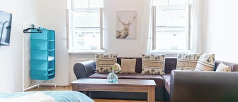 Basic Apartment | Iron/ironing board, free WiFi