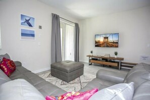 Room - Astonishing Home Private Pool 4830 (Kissimmee)