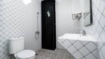 Habitació doble estàndard | Bany | Dutxa