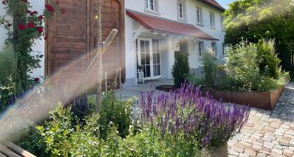 Apartment 'Ferienwohnung' mit privatem Garten und Terrasse, mit Wlan