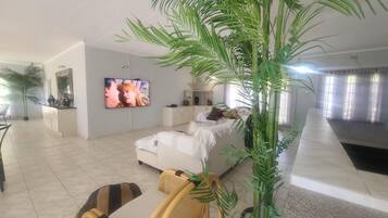 Apartment | Living area